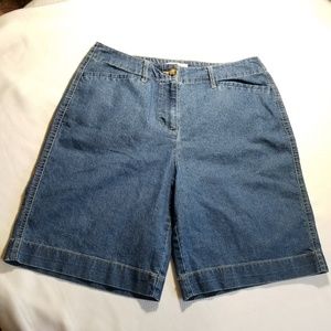 Kim Roger's Denim Burmeda Shorts Womens Size 10